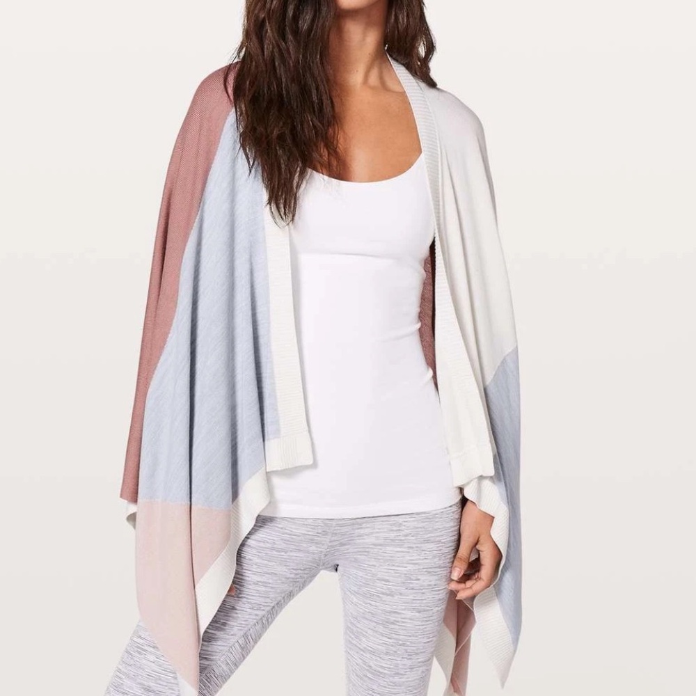 Lululemon Hatha Wrap Quicksand Misty Pink Silver Fox Alpine White One Size Cozy